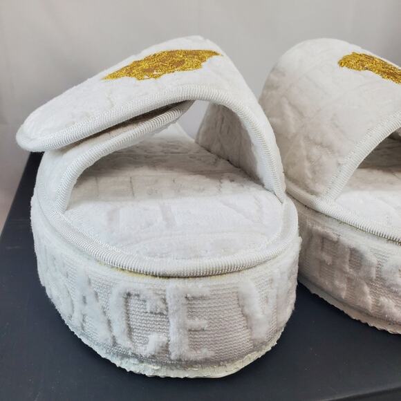 NWT$425 Versace Allover White Cotton Logo Medusa Head Platform Slippers EU 45 - Picture 9 of 15